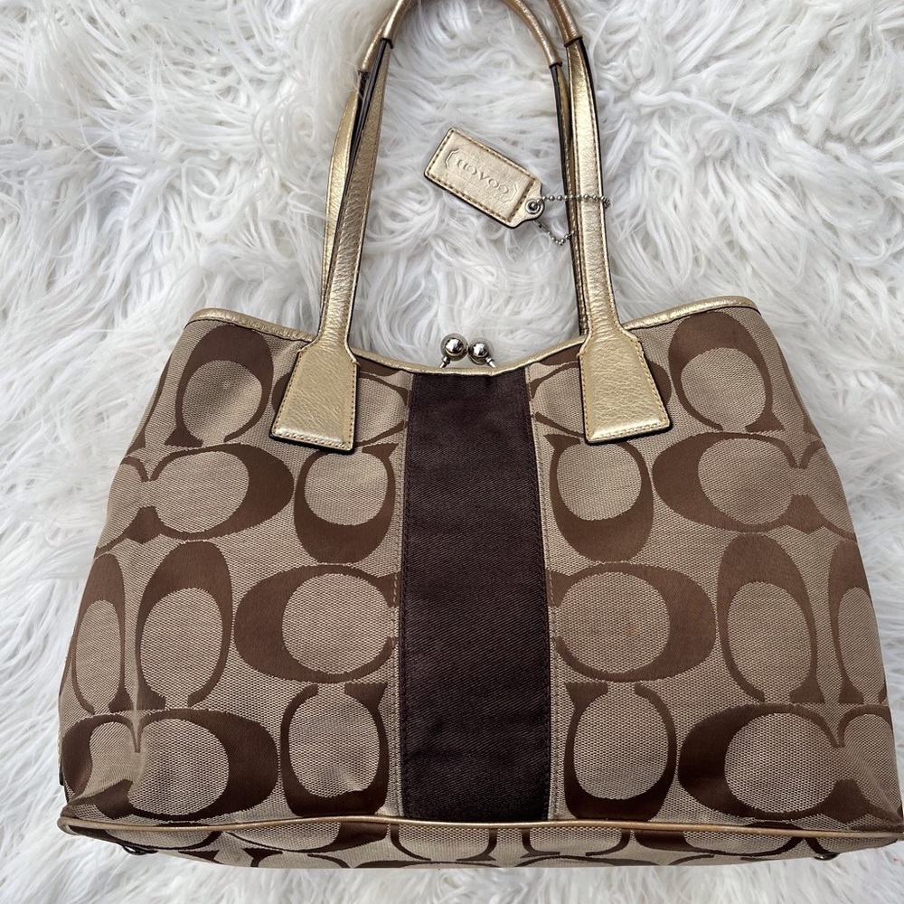 Coach SIgnature Handbag Purse Large "C" Satchel Tote Gold Tone Trim w/ Hangtag - Picture 14 of 14